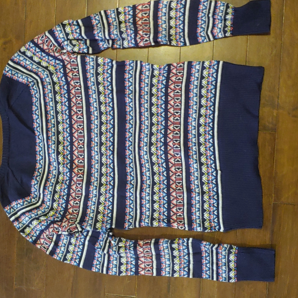 Sweater - Picture 4 of 4